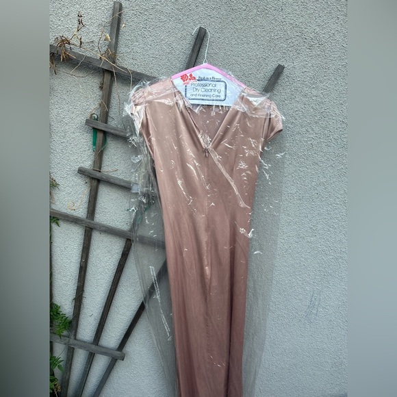 Reformation Birch Maxi Silk Dress Blush Crew Neck Ruched Side Slit - Picture 11 of 11